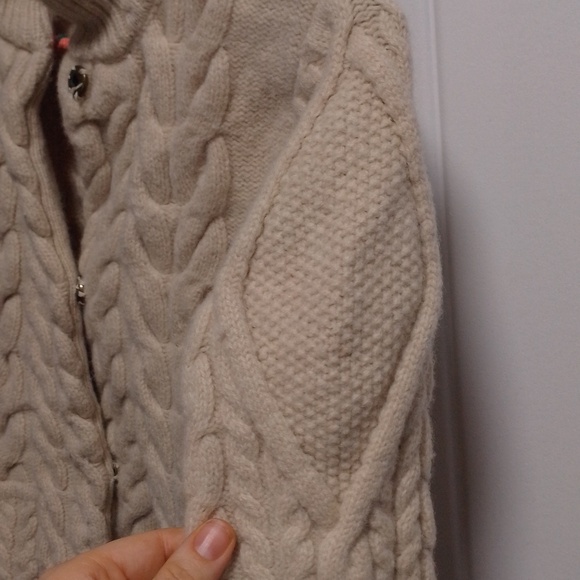 Exquisite Cream Knit Guinevere Cardigan Sweater 100% Lamb Wool Winter Wonderland - Picture 3 of 15